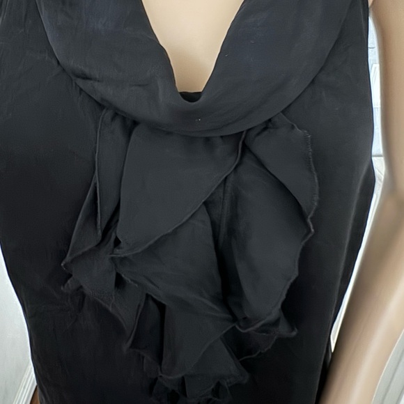 WHBM Black Sleeveless Ruffle Front Top - Picture 4 of 8
